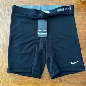 Women’s Nike Pro Dri-Fit Fitted shorts, New w/tags in size medium